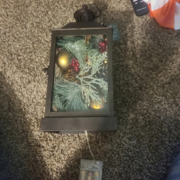 NWT LED Metal Lantern - Picture 7 of 9